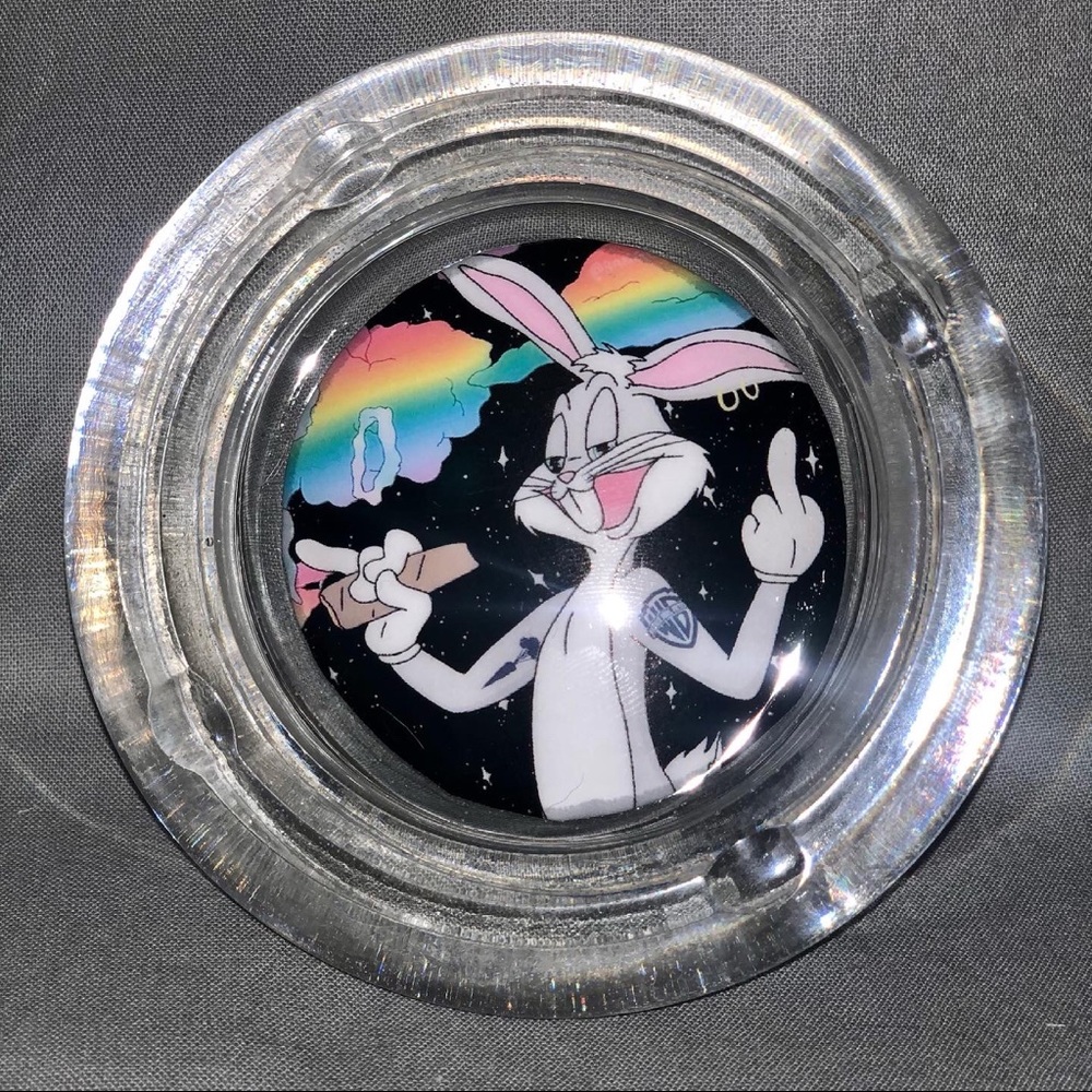 Ashtray bugs bunny, cartoon characters